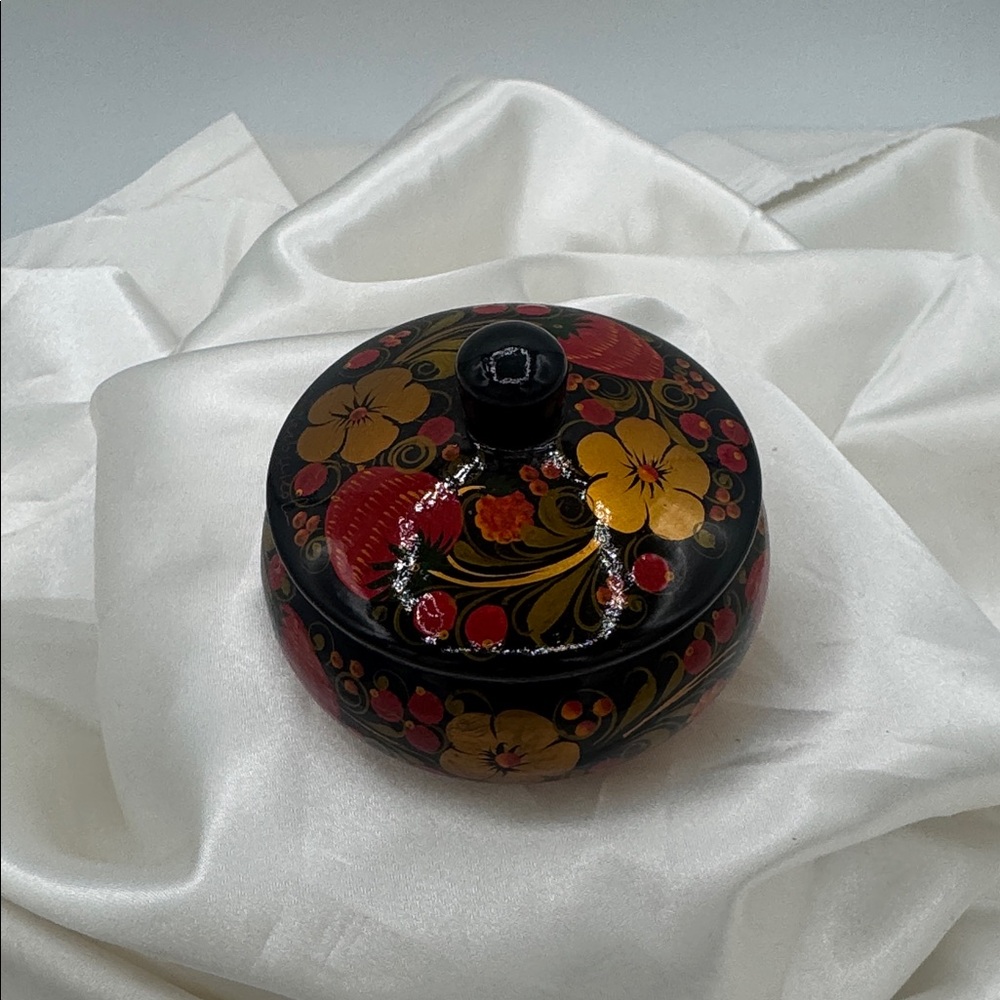 Russian Colorful Floral Decorative Box, 3” diameter